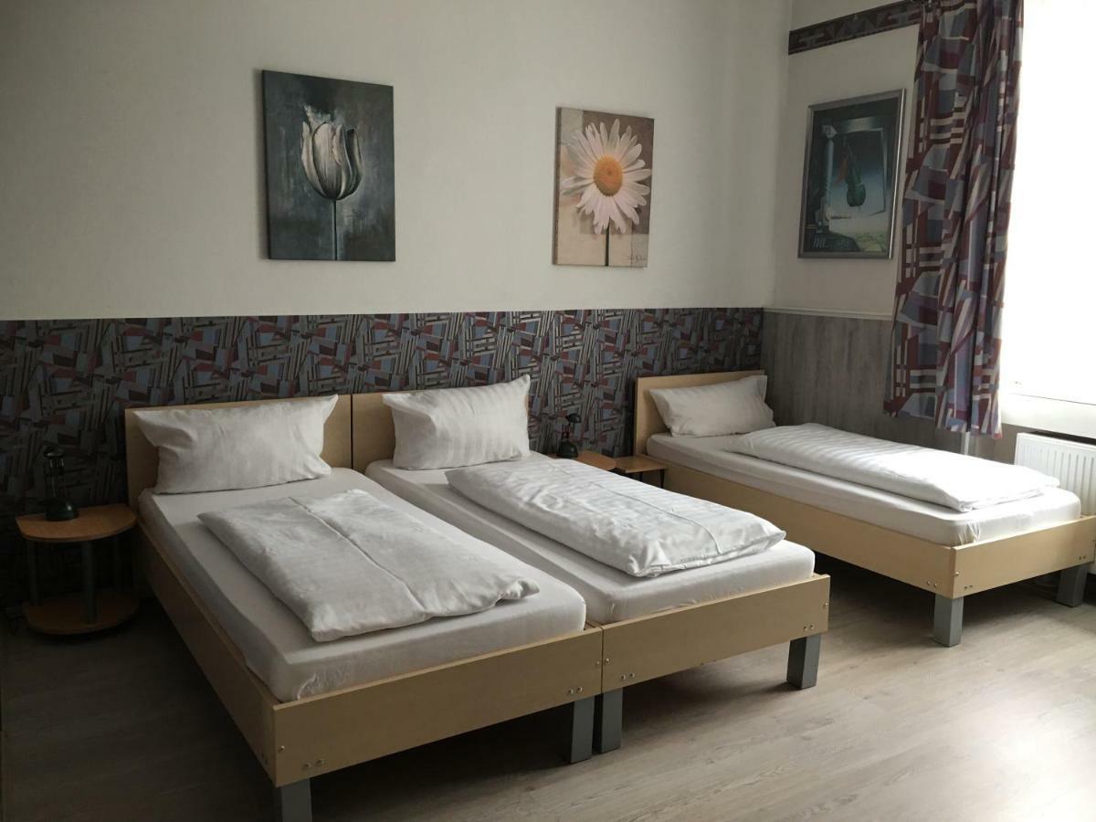 Gaestezimmer Siminciuc Hotel Aachen Luaran gambar