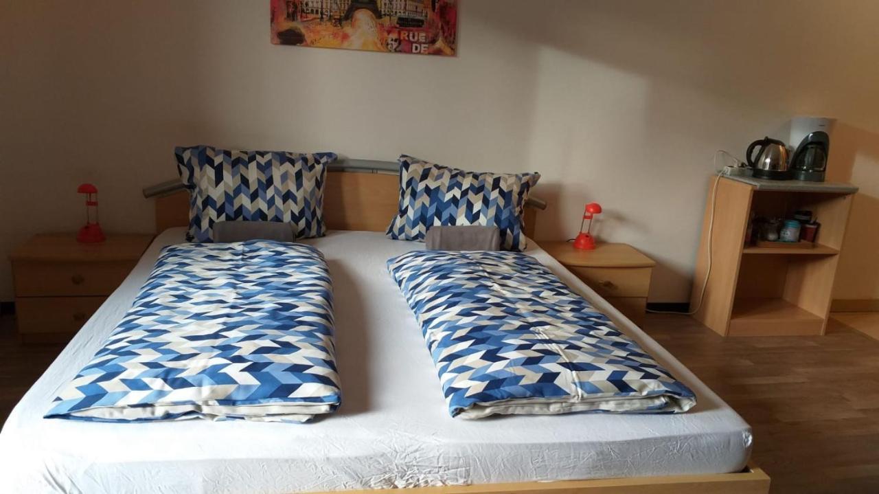 Gaestezimmer Siminciuc Hotel Aachen Luaran gambar